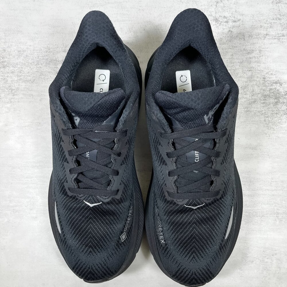 Hoka One One Clifton 9 GTX Gore-tex Running Shoes - Men's Size 8 - Black - Picture 7 of 9